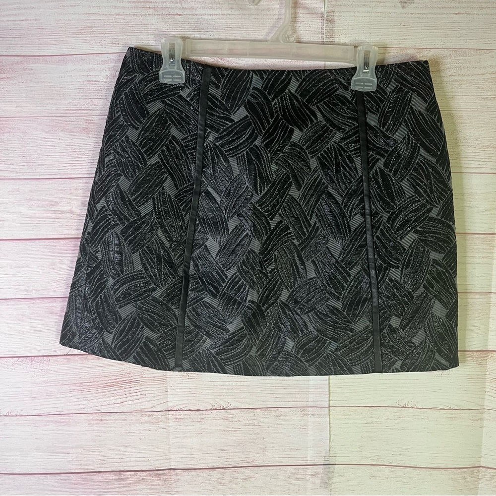 BCBGMAXAZRIA Basket‎ Weave Jacquard Faux Leather Trim Mini Skirt Size Large